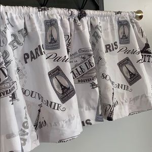Short Paris Curtain